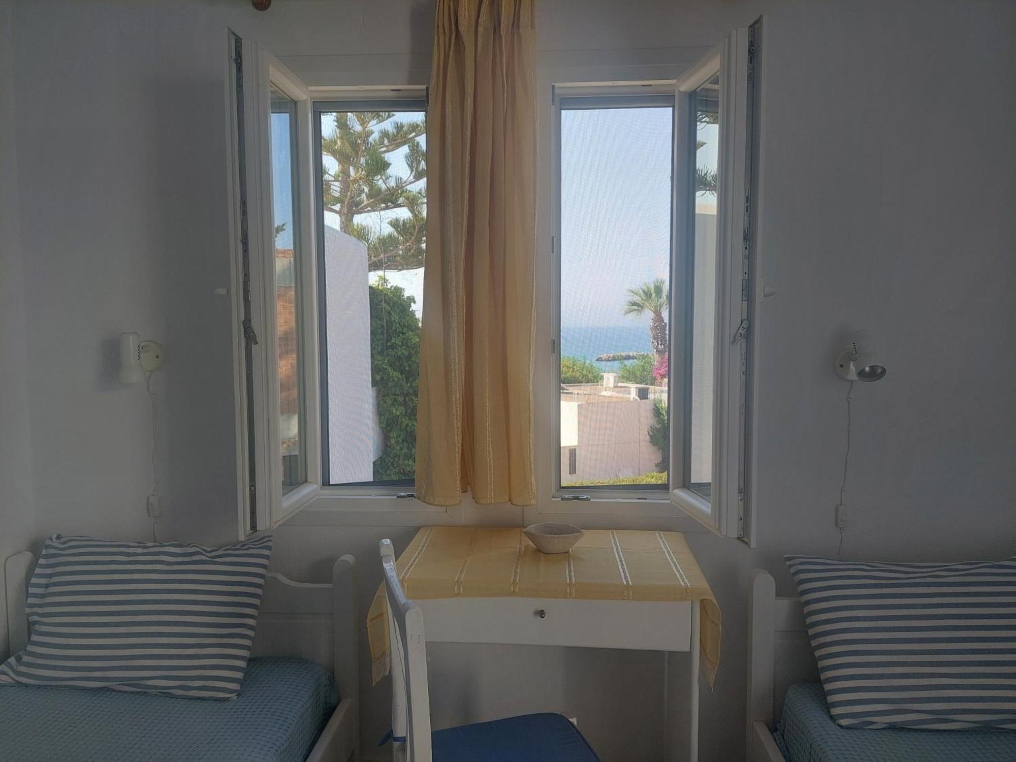 Kiki's Dream Balcony With Sea Views Chrisi Akti (Paros)
