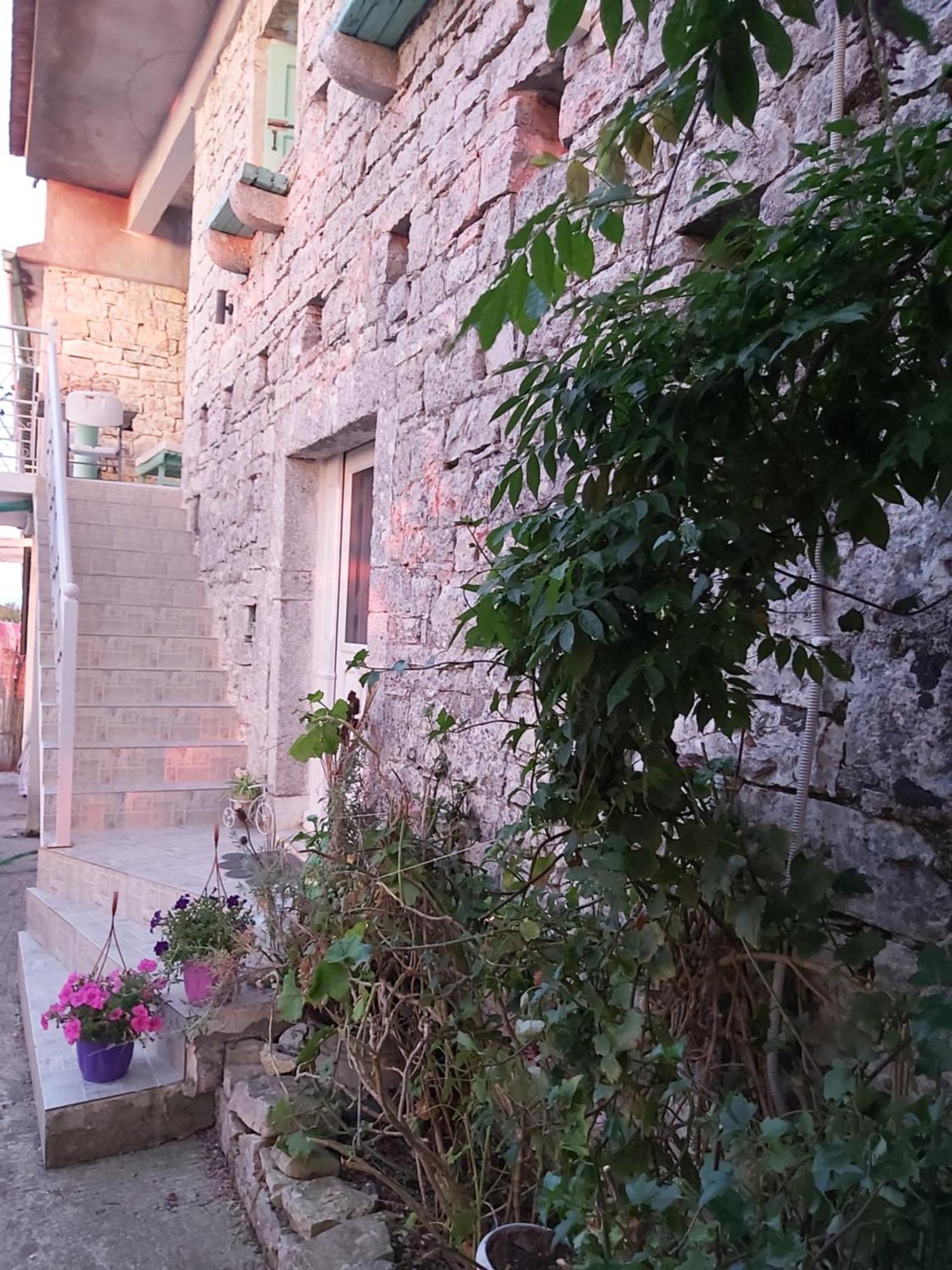 Charming House With Stunning View * Arvanitakeika