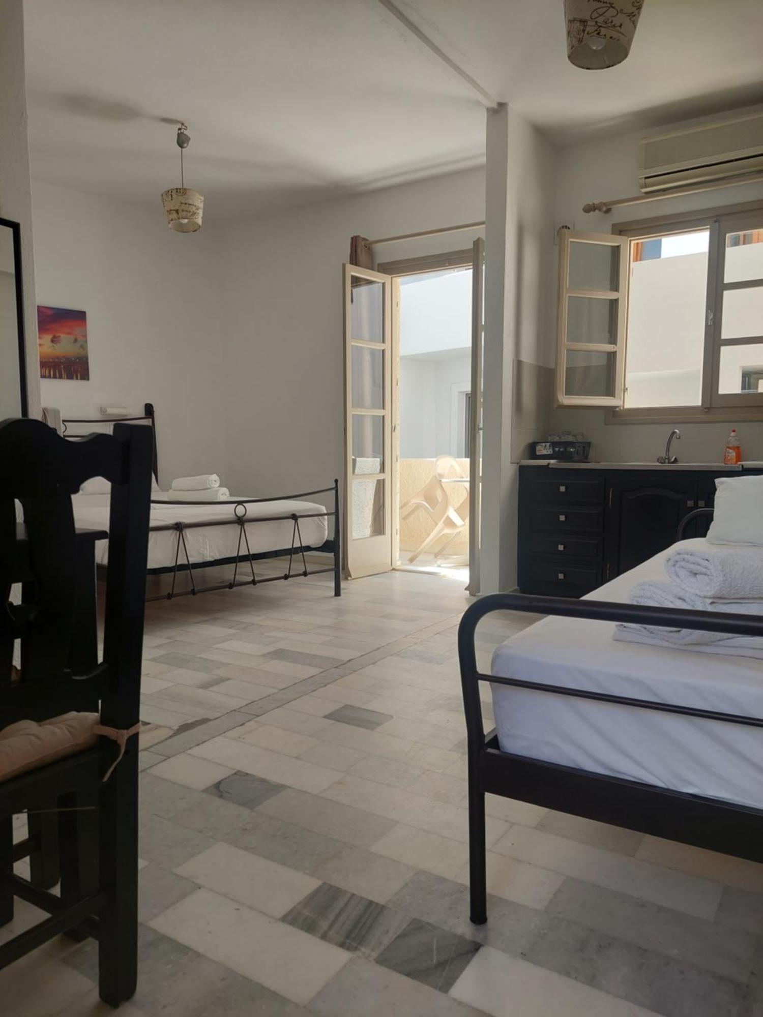 Tsakas Naxos City