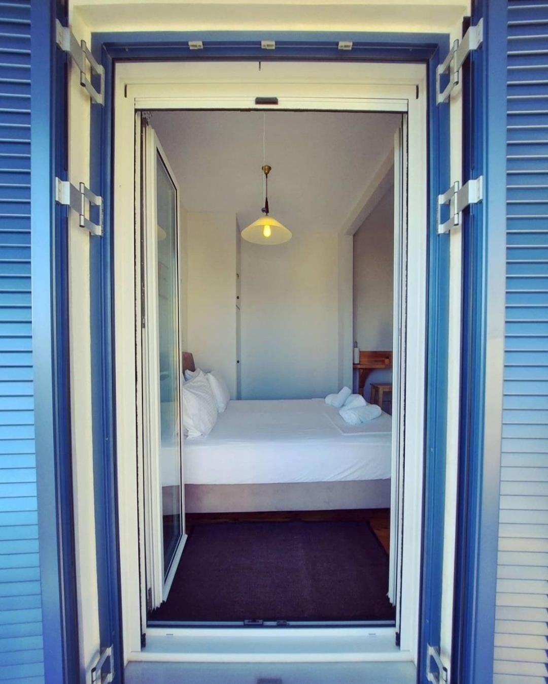 Blue Window Apartment *