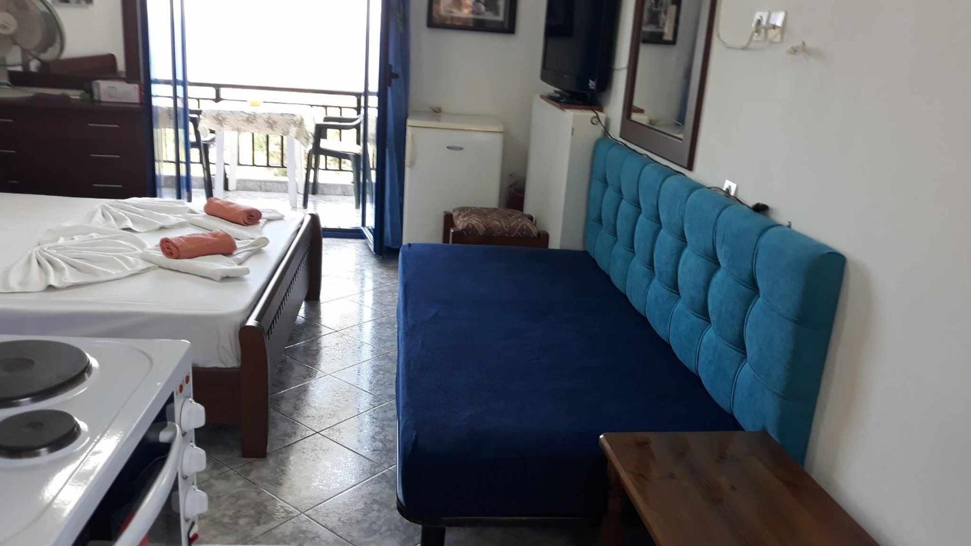 Kocheilas Studios Aparthotel *