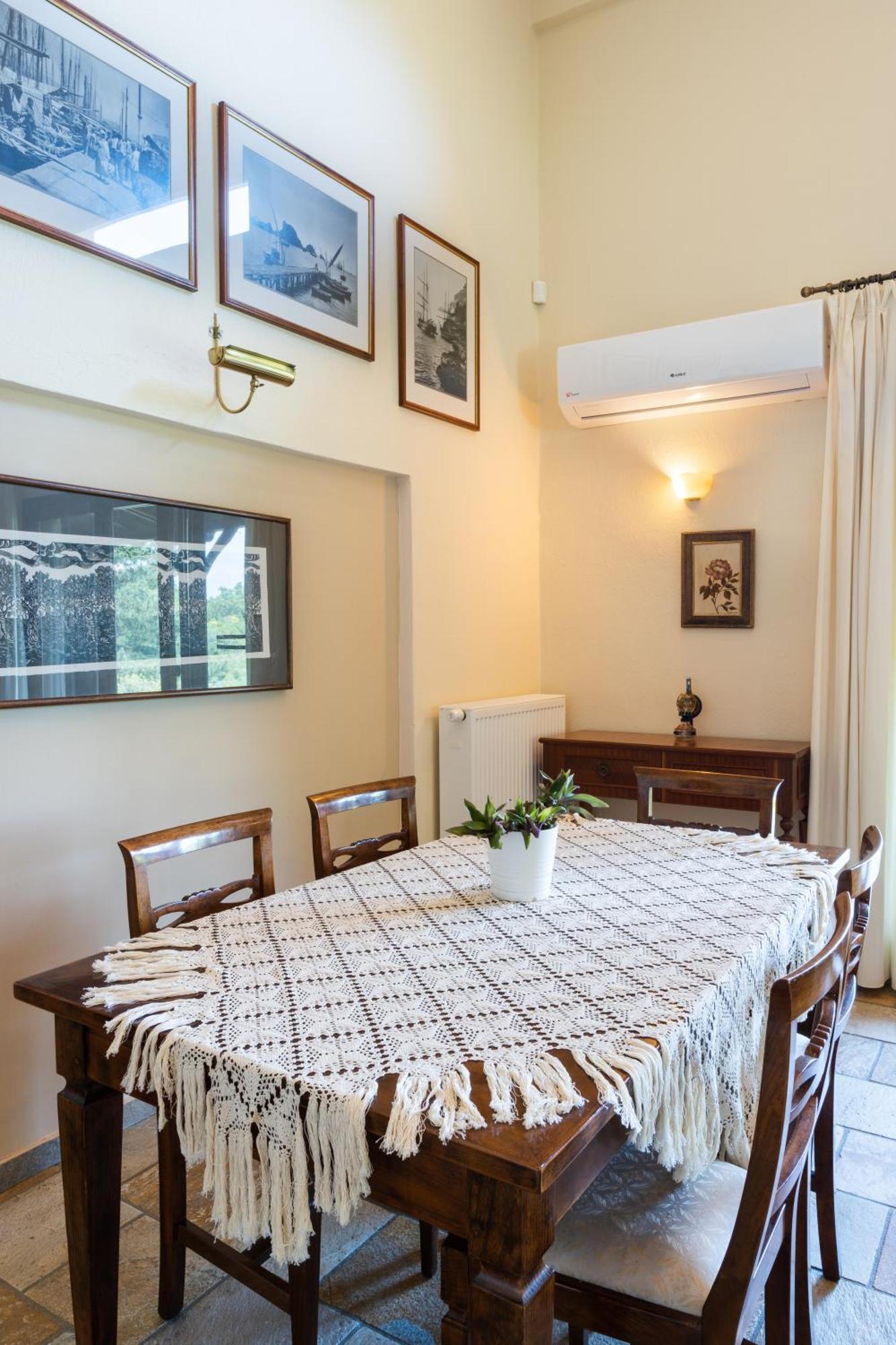 Country I & Country Ii Holiday home