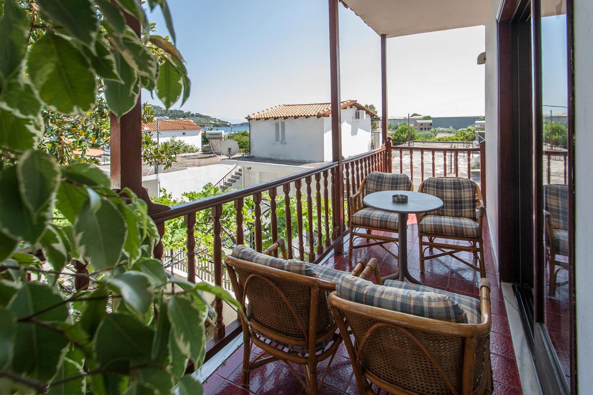 Chrissomalli Sofia * Skiathos Town