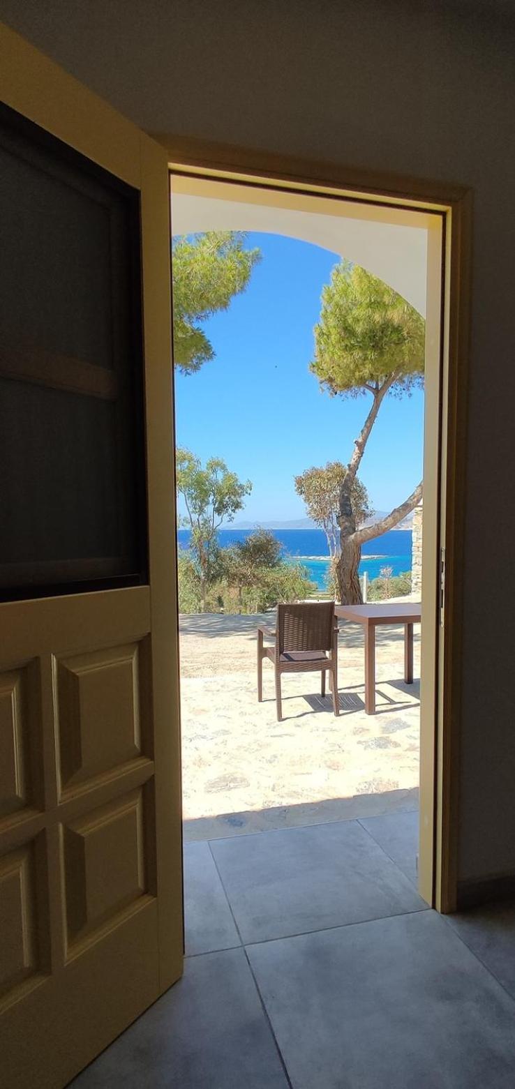 Archipelagos Boutique Schoinoussa