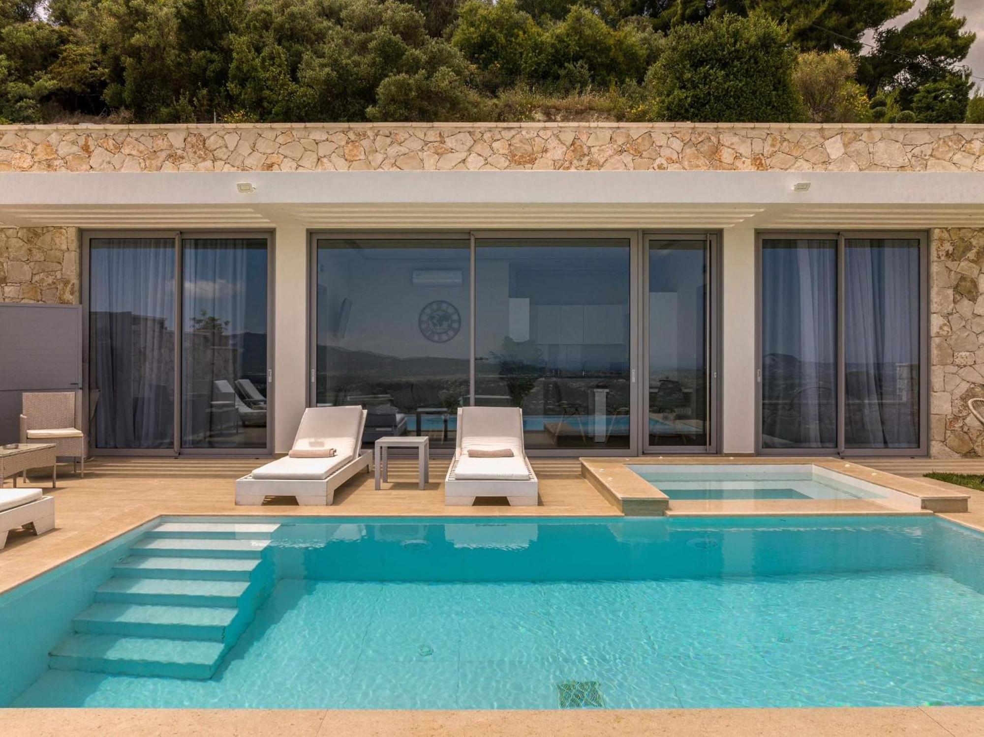 Pietra Caves Villa