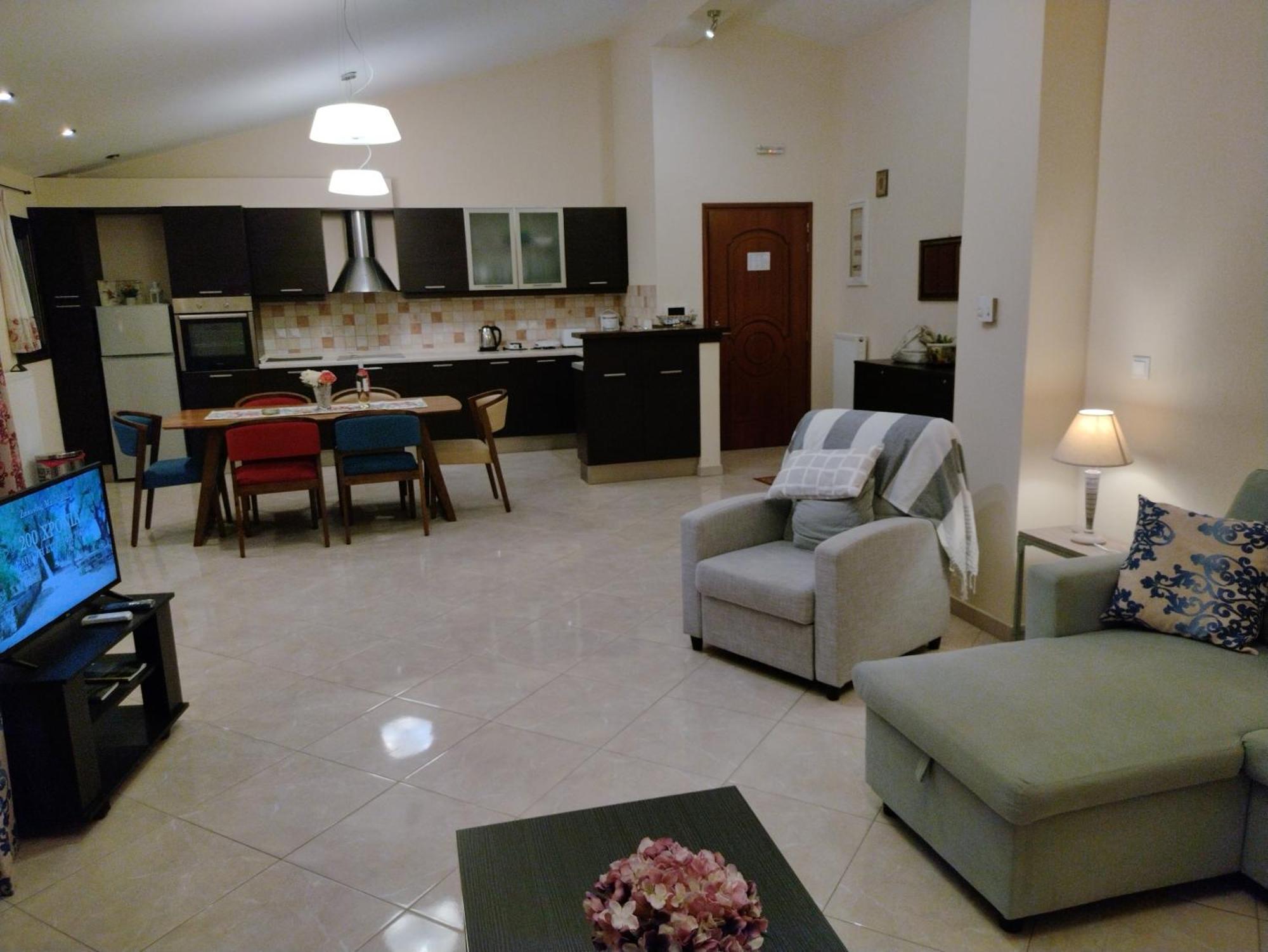 Rhodon House * Skiathos Town