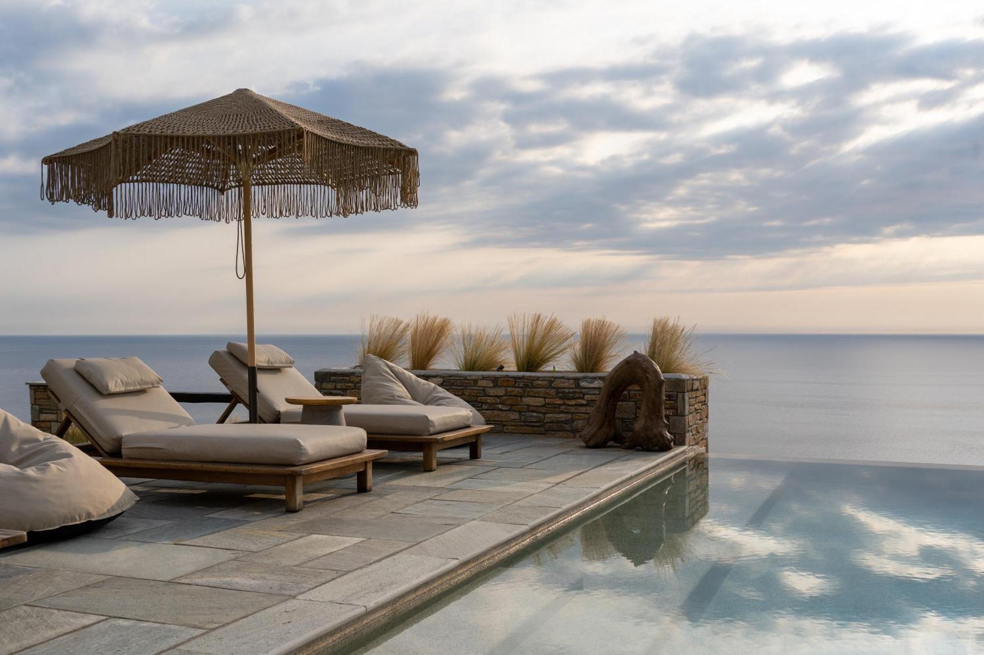 Guest house Agapitos & 4*