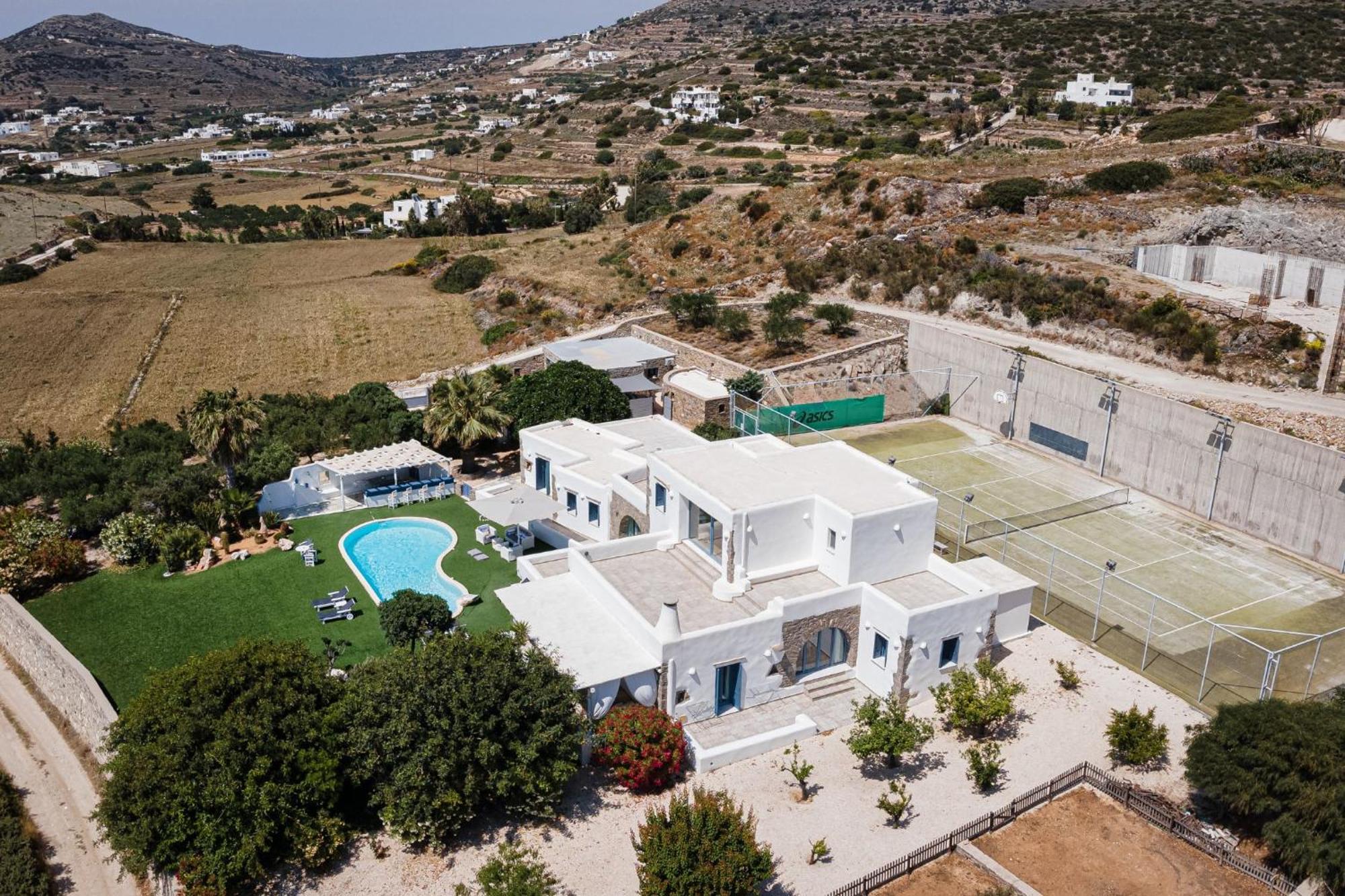 Phos Villa *
