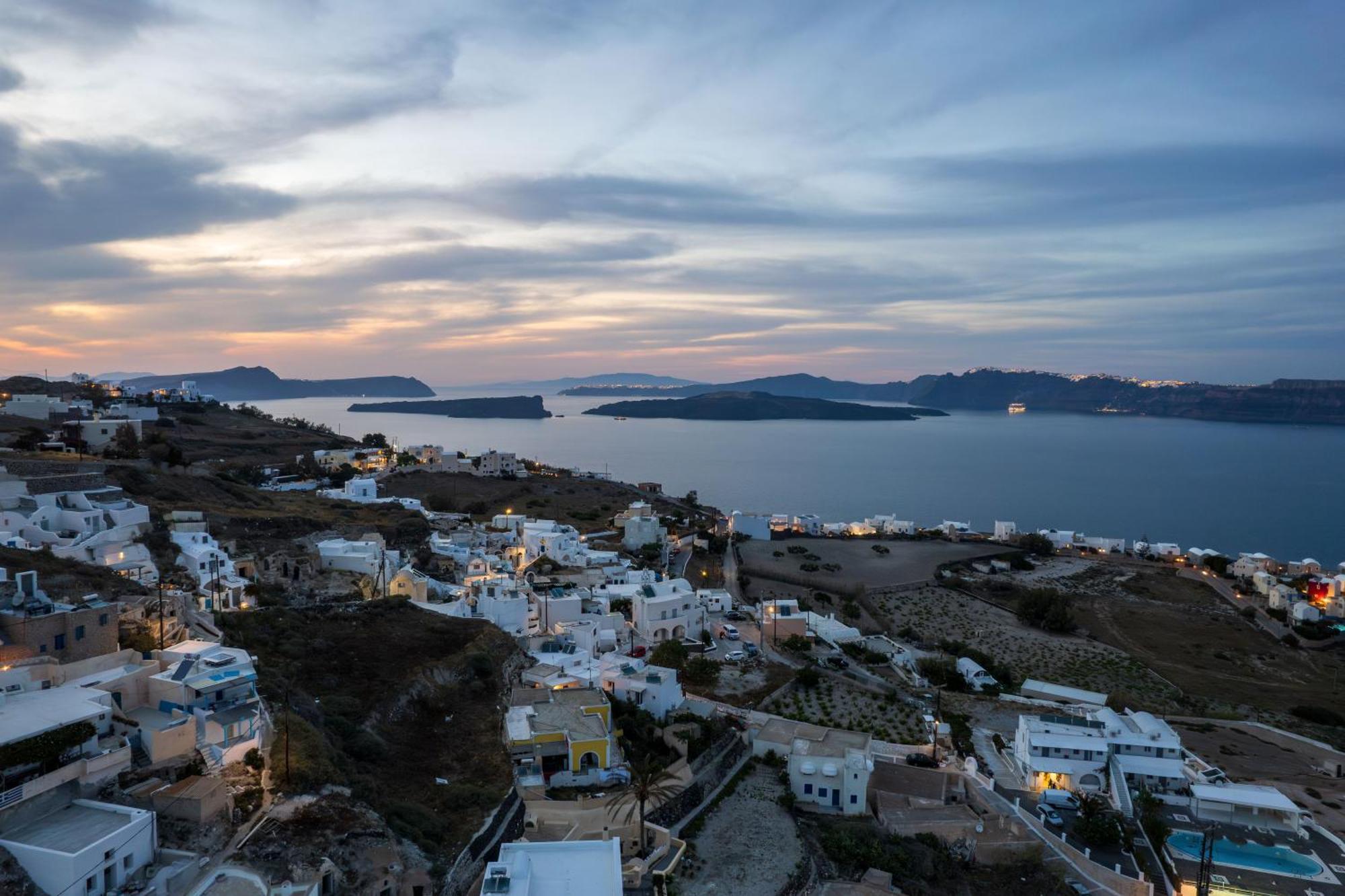 Santorita Suites Hotel