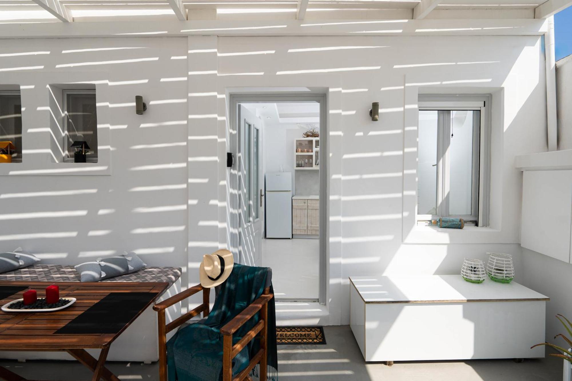 Hotel Santorita Suites
