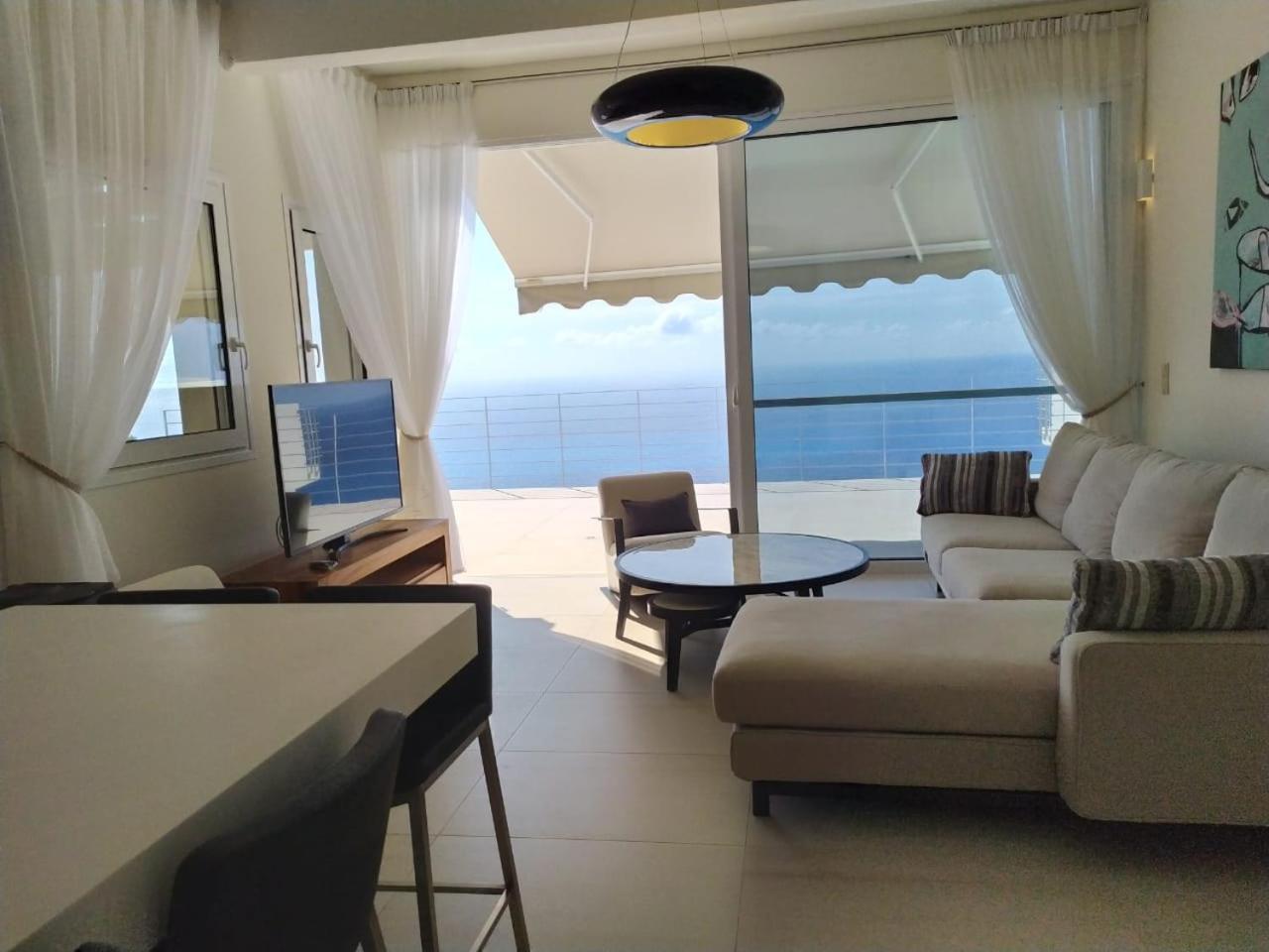 Villa Okeanos Luxury - *