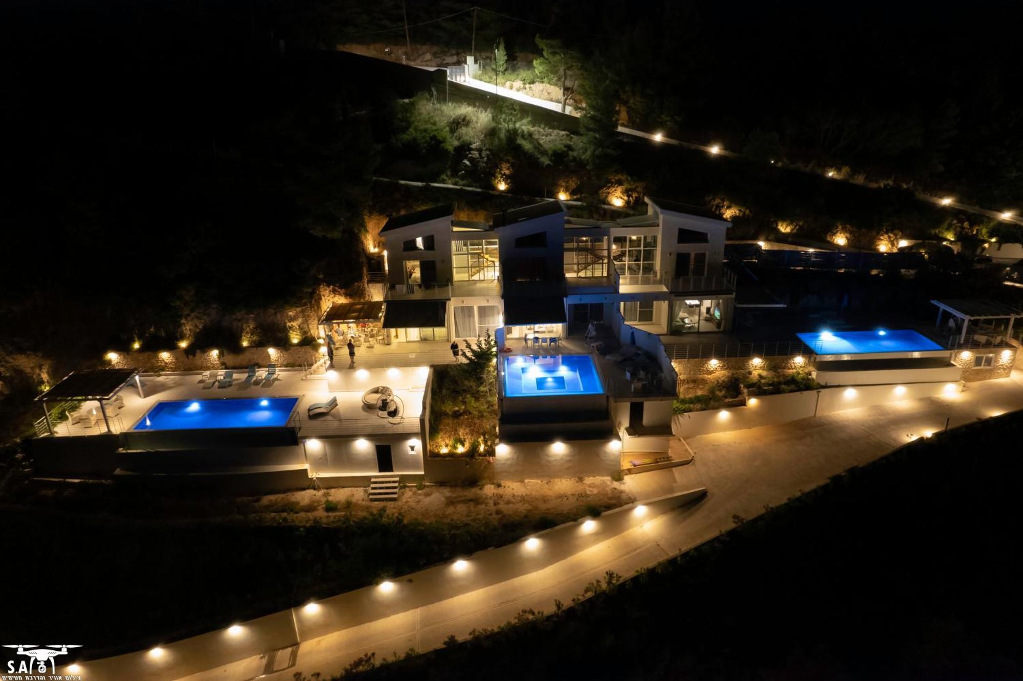 Villa Okeanos Luxury -