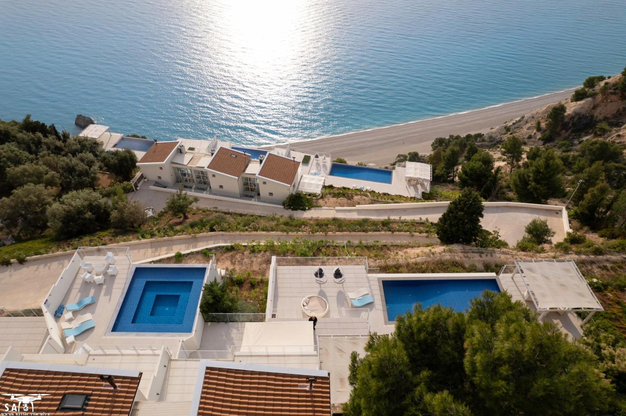 Villa Okeanos Luxury - *