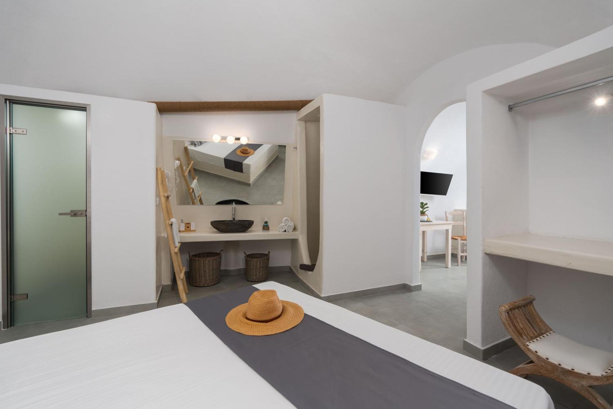Hotel Santorita Suites *