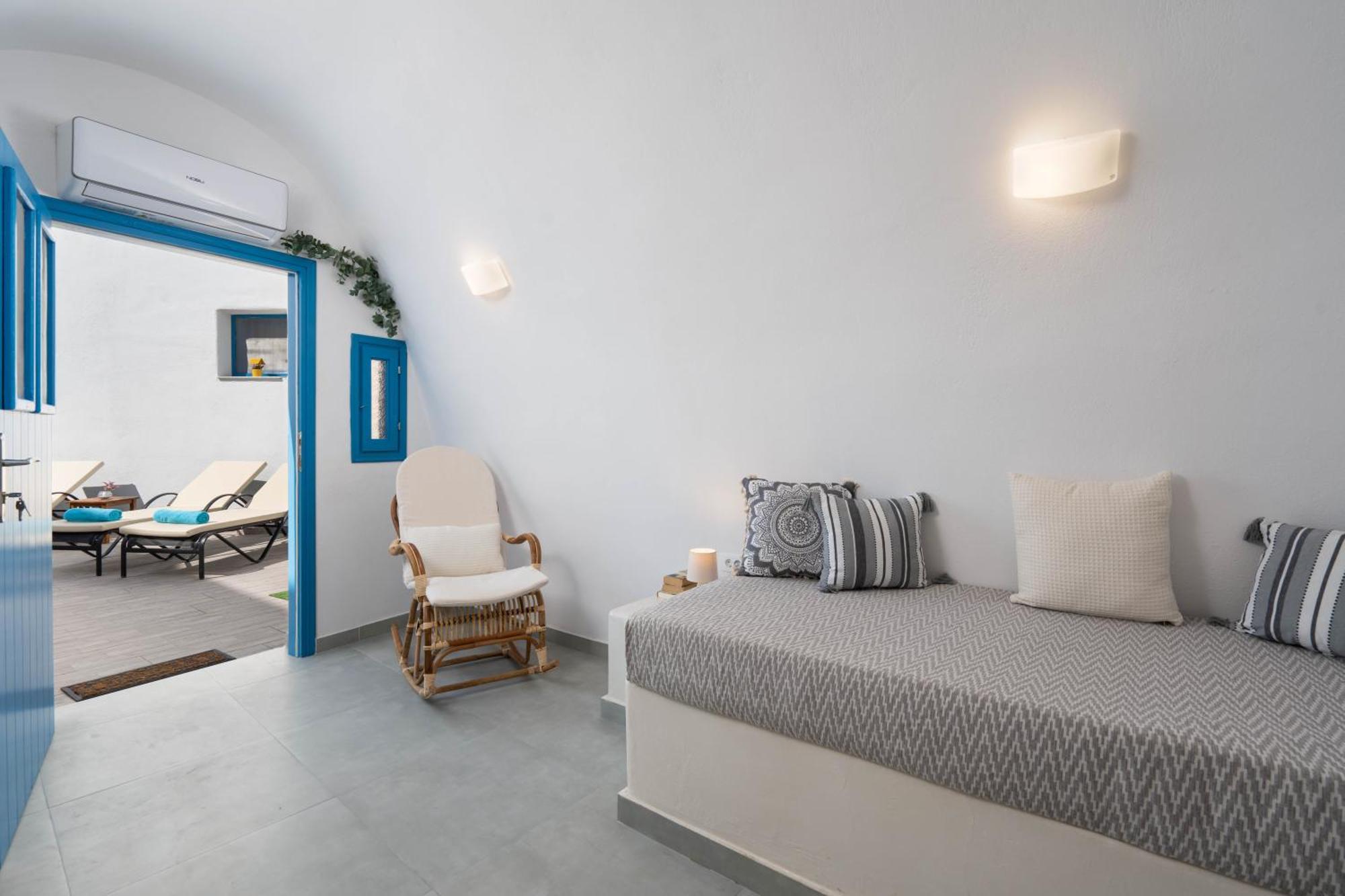 Hotel Santorita Suites