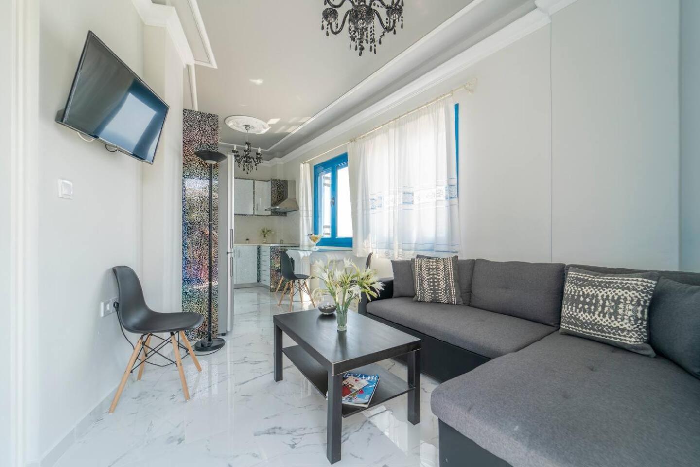 Santorita Suites Hotel