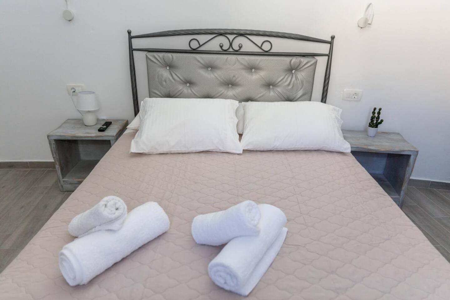 Hotel Santorita Suites *