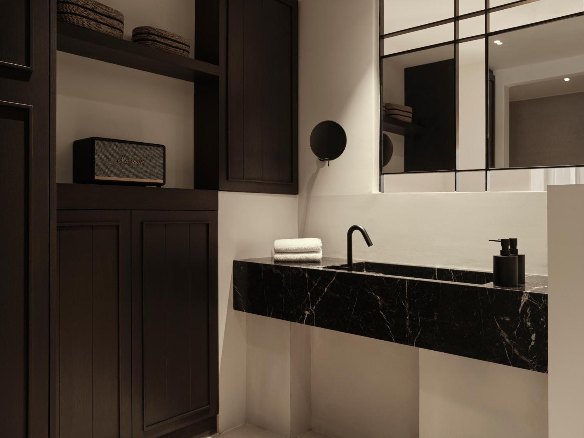 Ezio Bo Luxury Living 3*