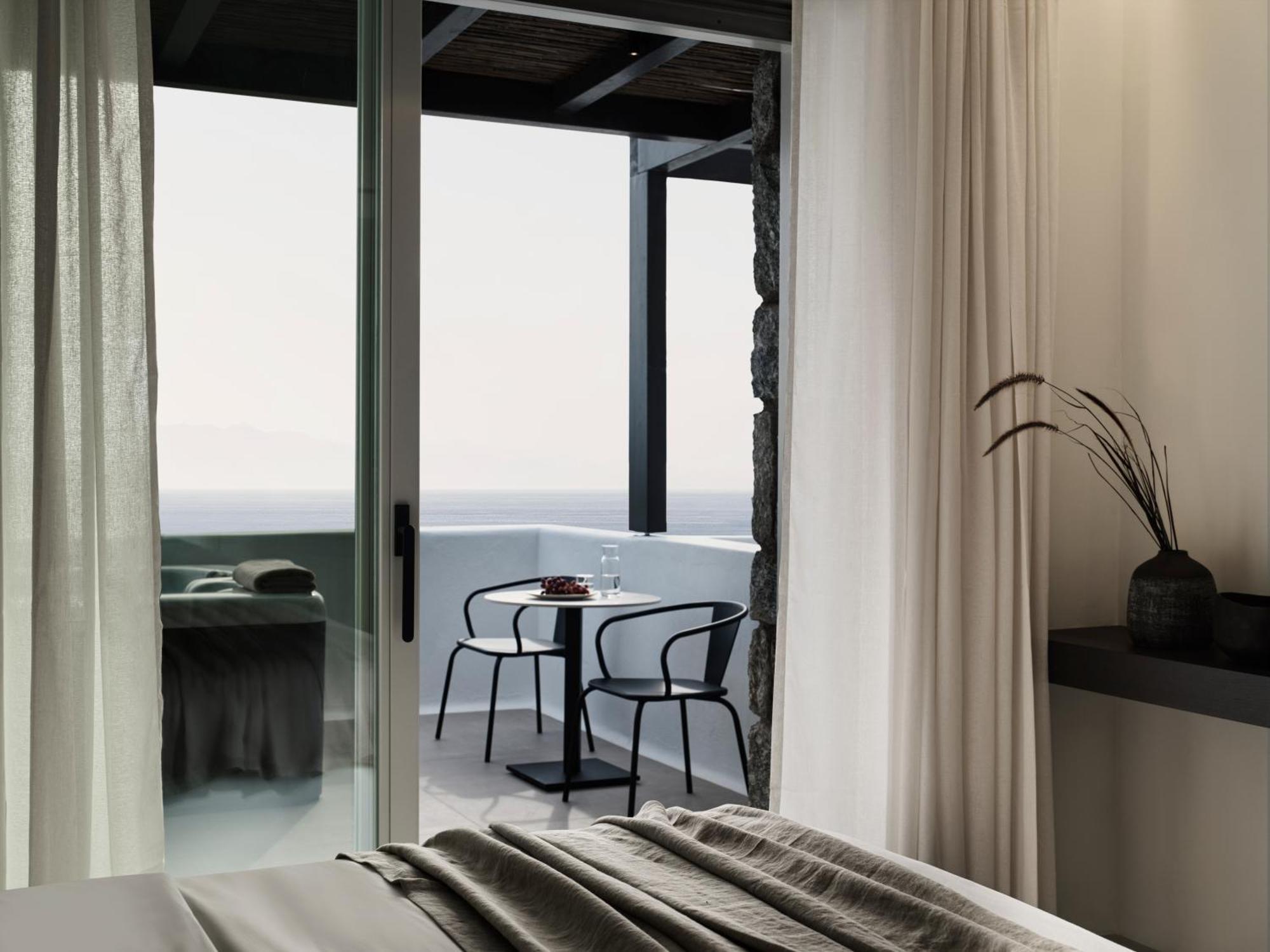 Ezio Bo Luxury Living Hotel 3*
