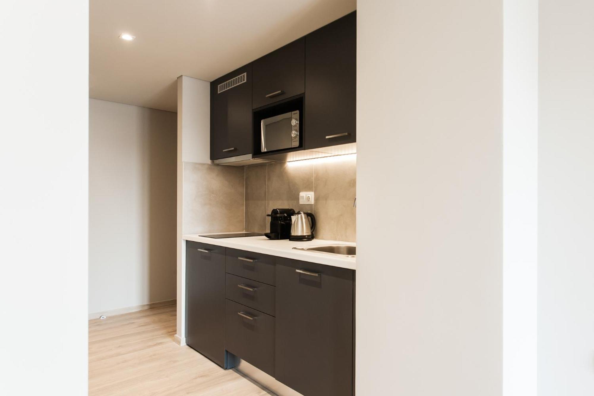 Wyz Aparthotel *