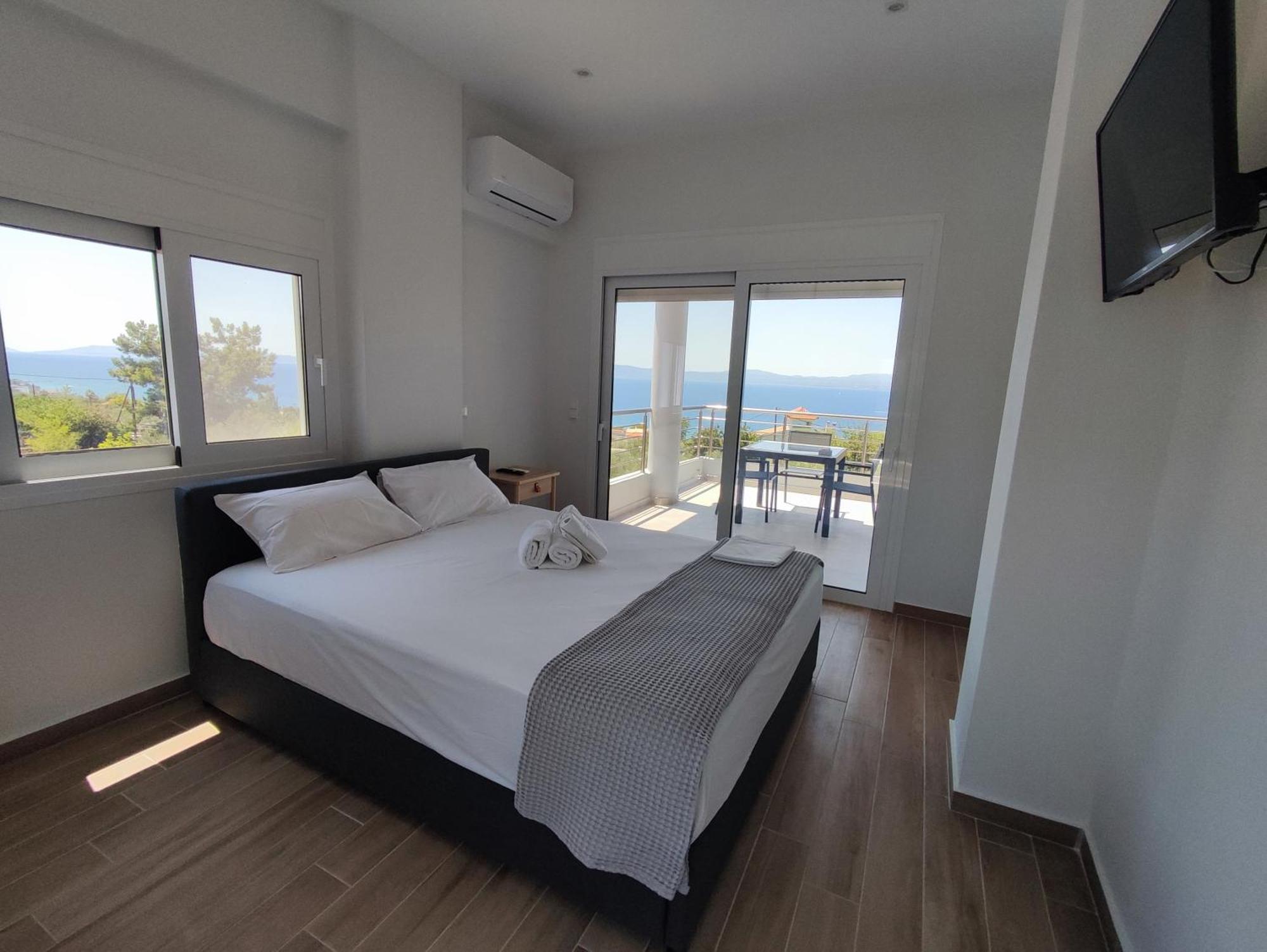 Evilenia Luxury
