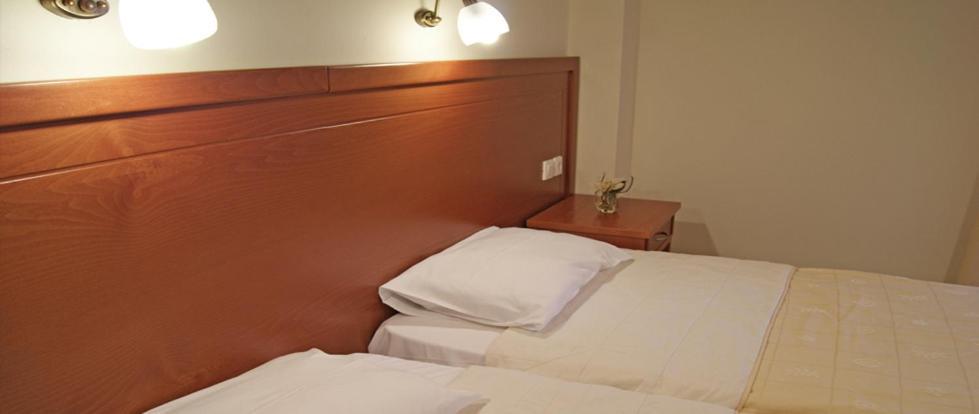 Neon Aparthotel