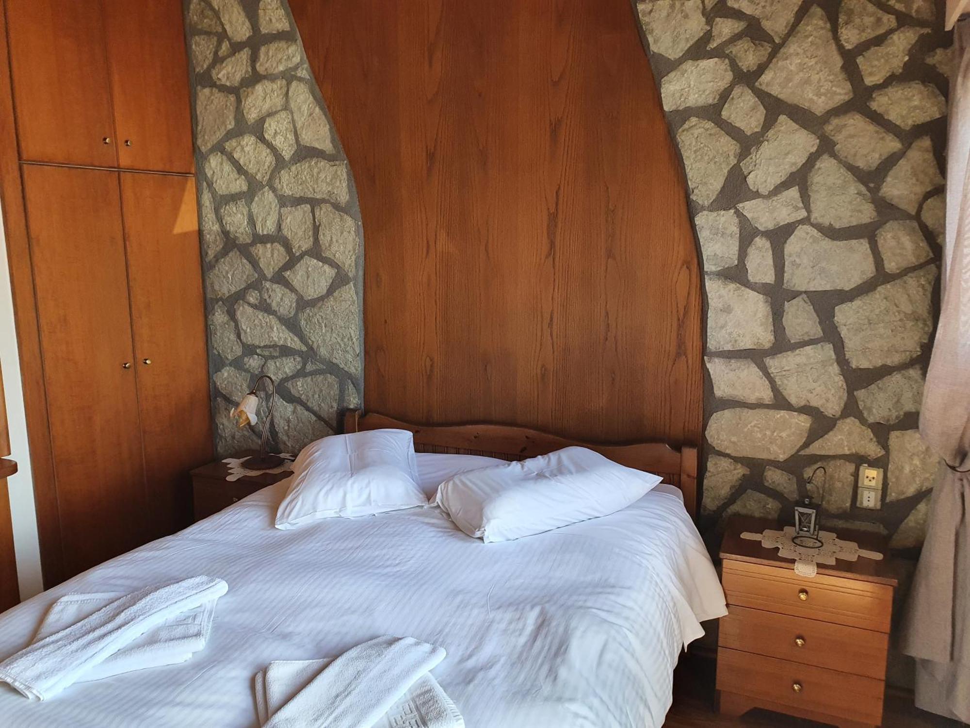 Semeli Guest house