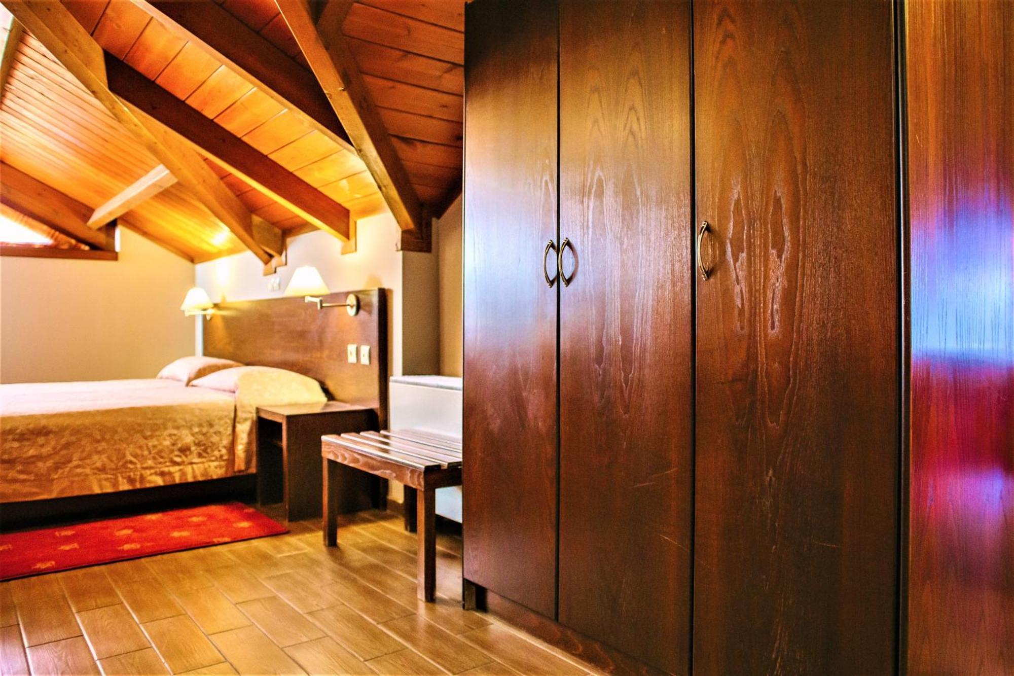 Grand Dentro Konitsa