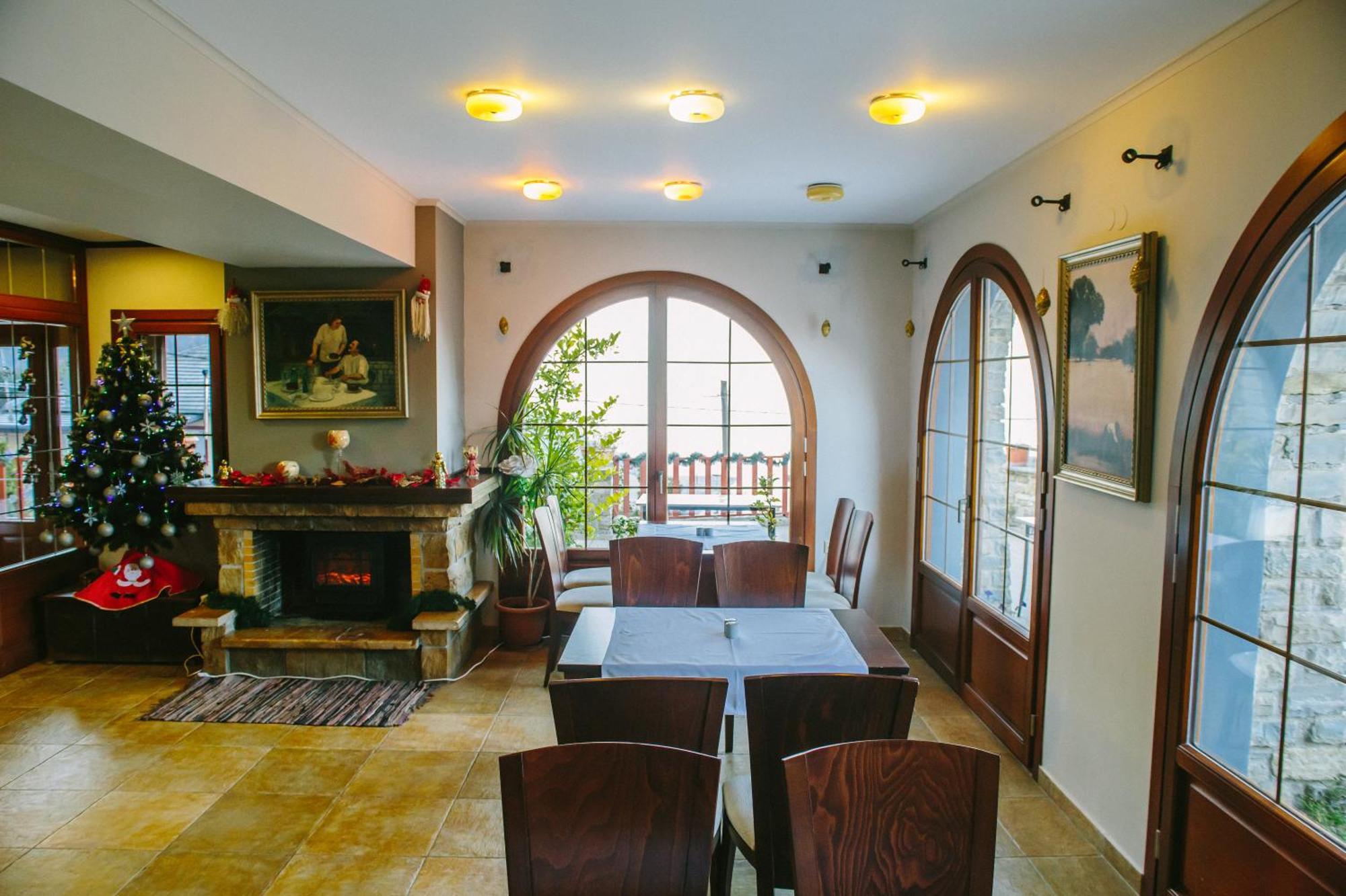 Grand Dentro Hotel