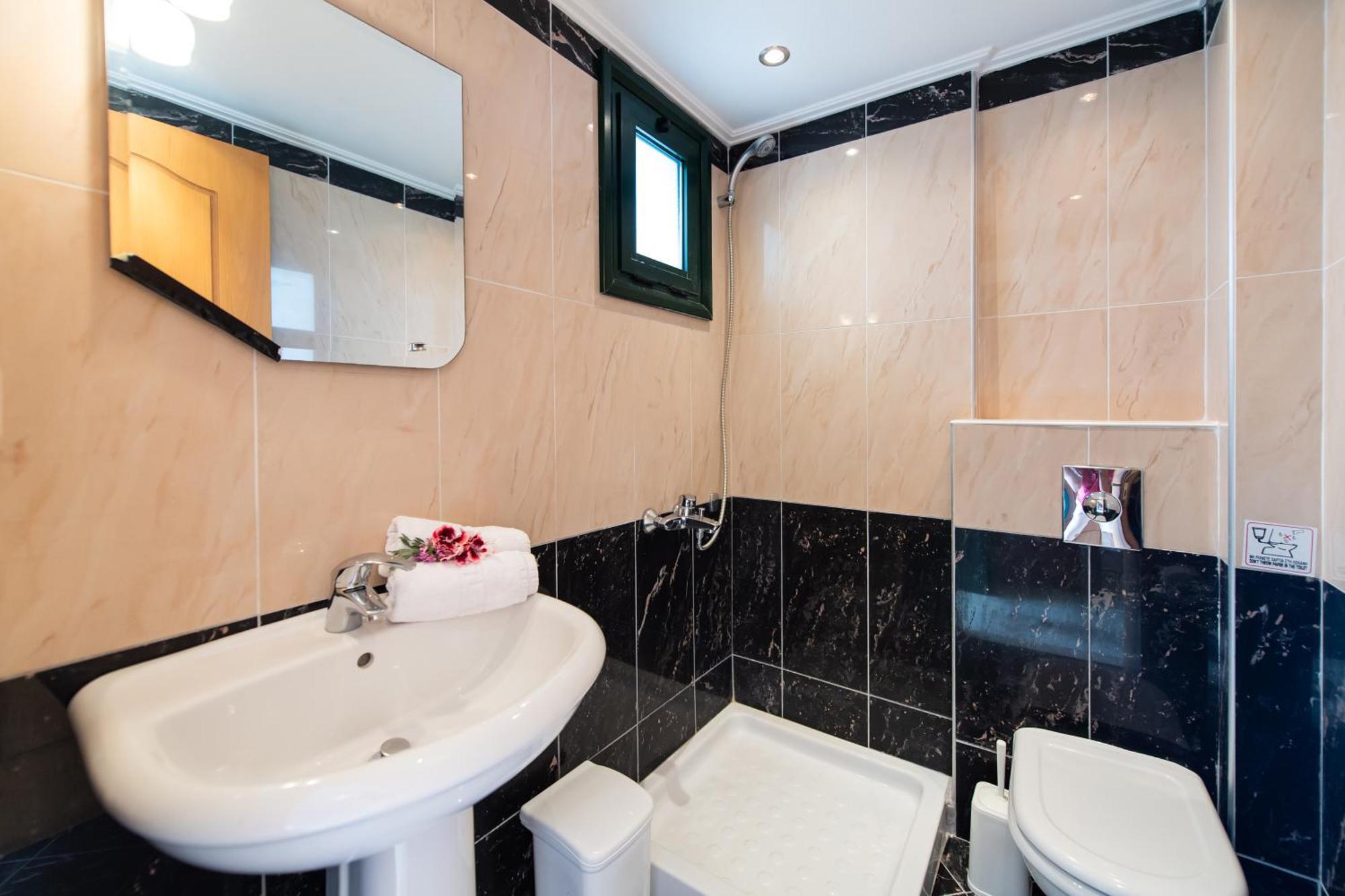 Calypso Luxury Aparthotel 3*