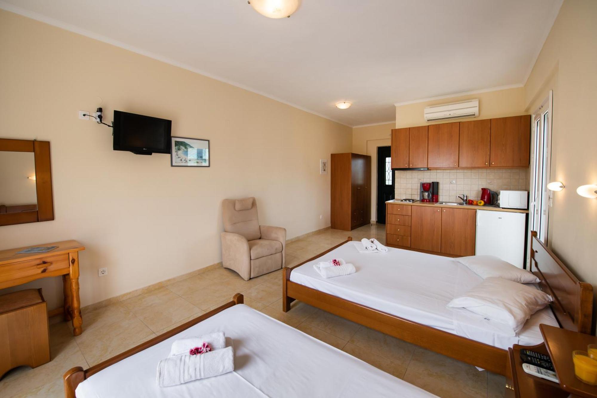 Calypso Luxury Aparthotel