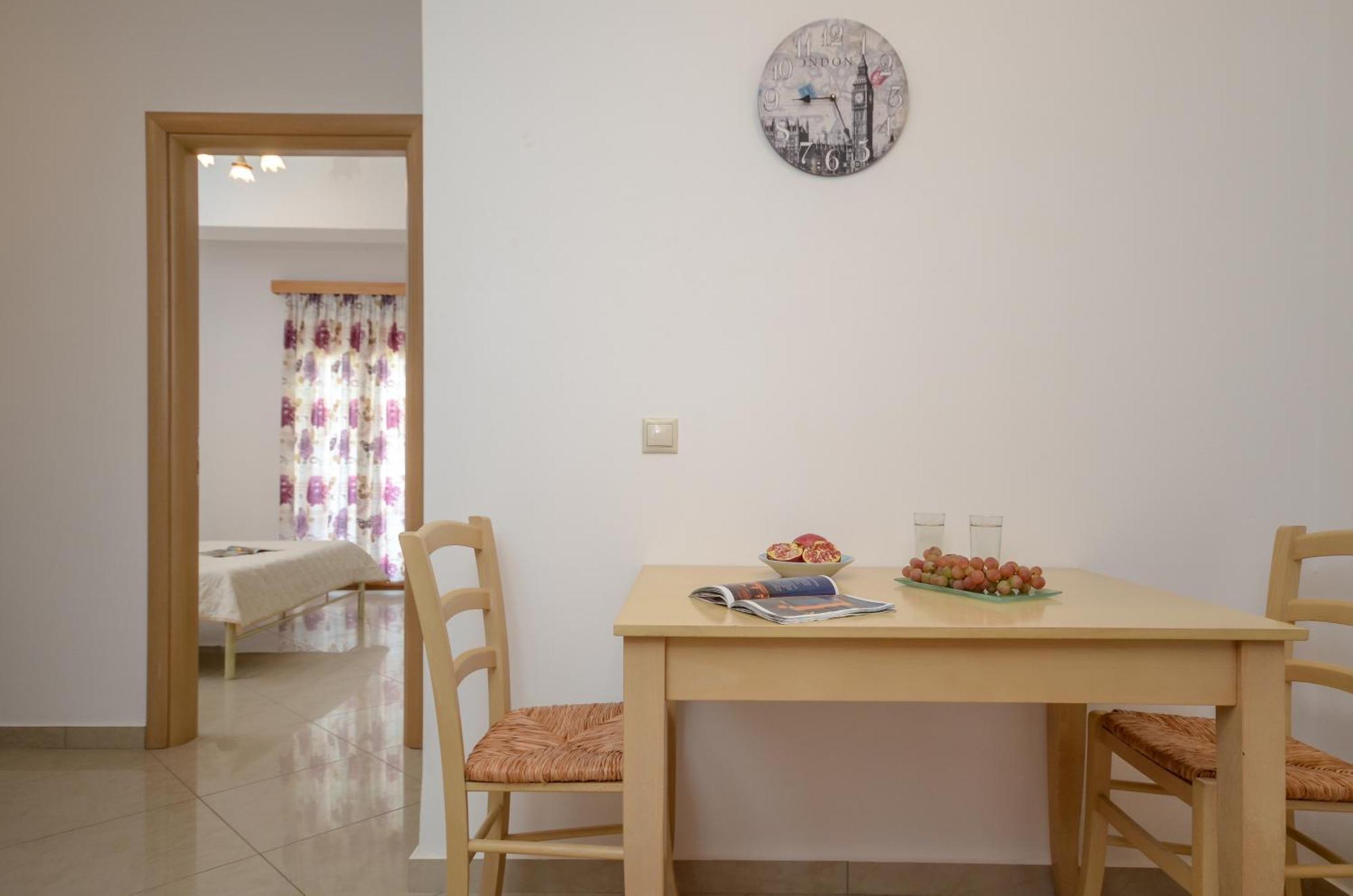 Apartment Mateus 2 *