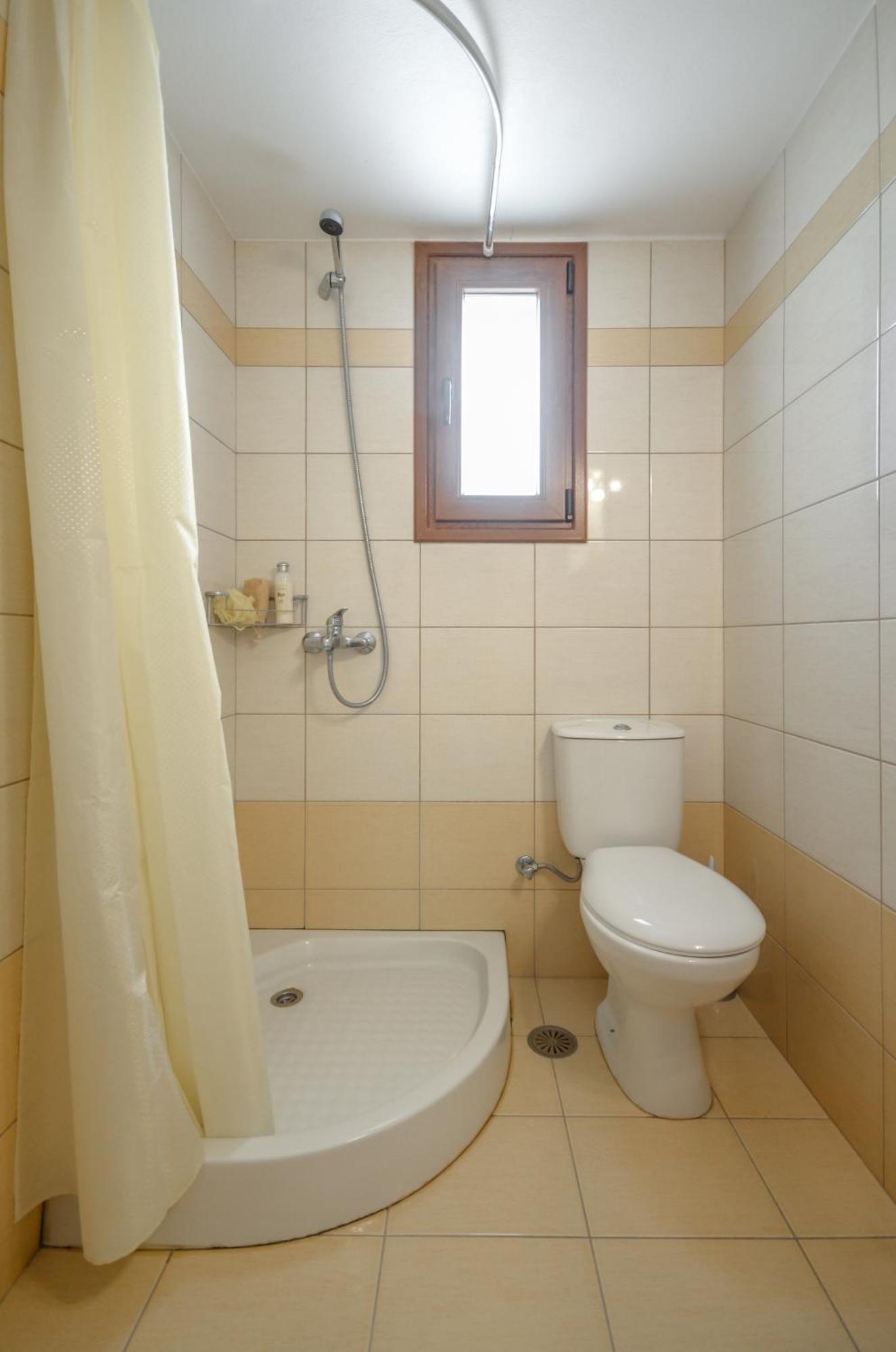 Mateus 2 * Plaka (Naxos)