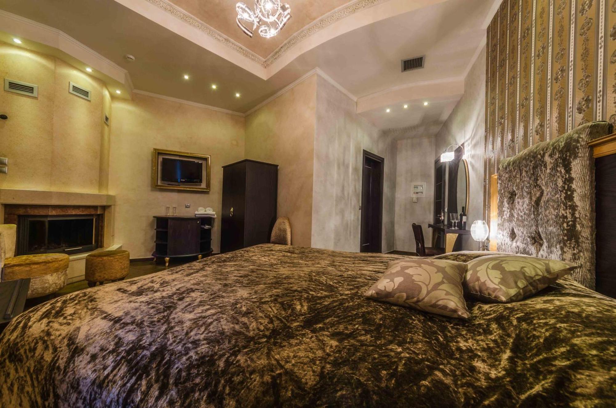 Hotel Chateau Rond Boutique & Loutraki (Pella)