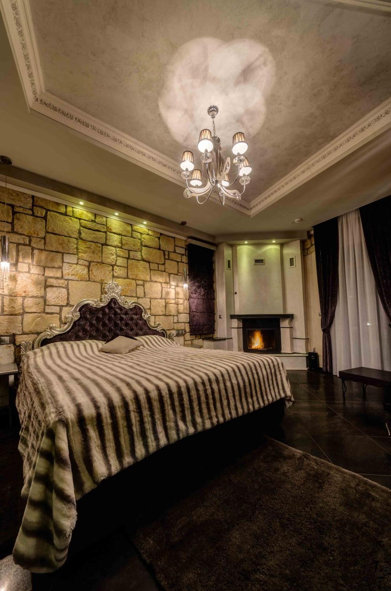 Chateau Rond Boutique &