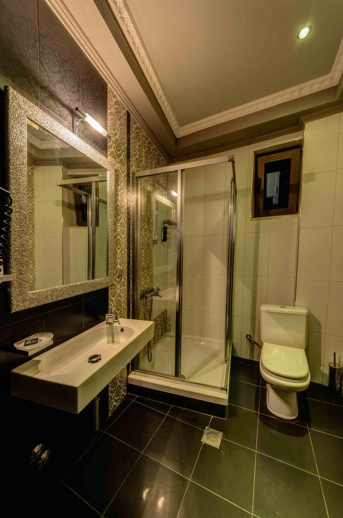 Chateau Rond Boutique & Hotel Loutraki (Pella)