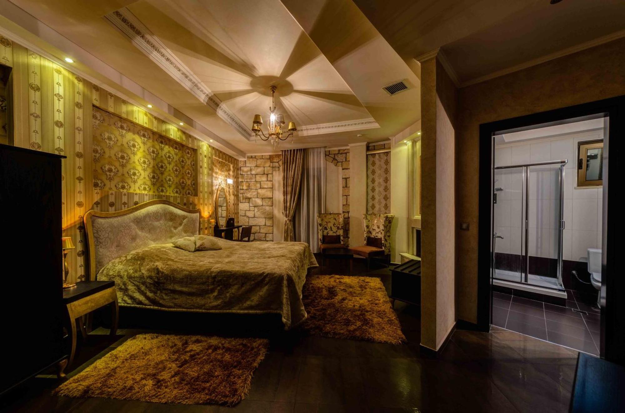 Hotel Chateau Rond Boutique & Loutraki (Pella)