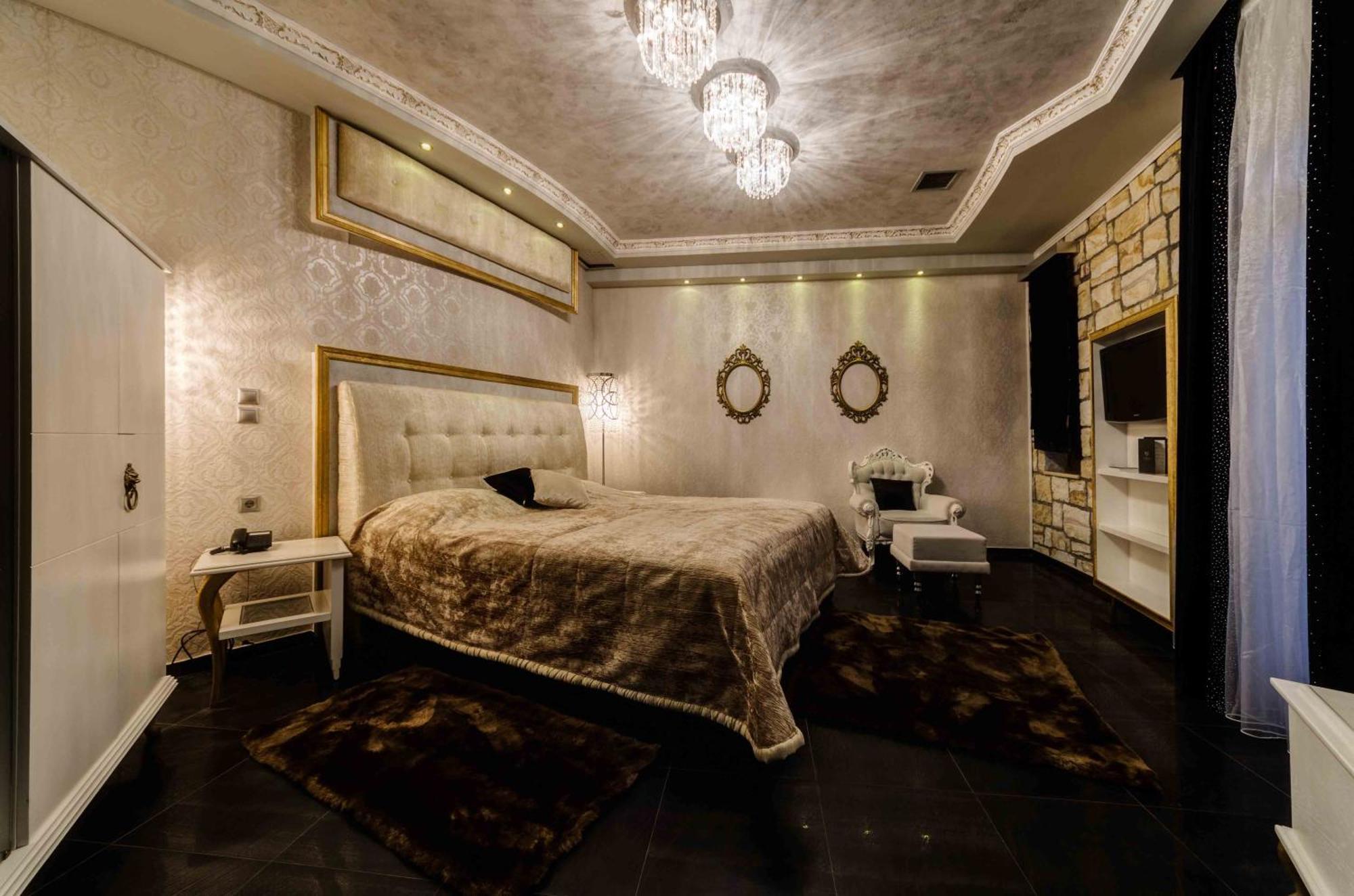 Hotel Chateau Rond Boutique & 3*