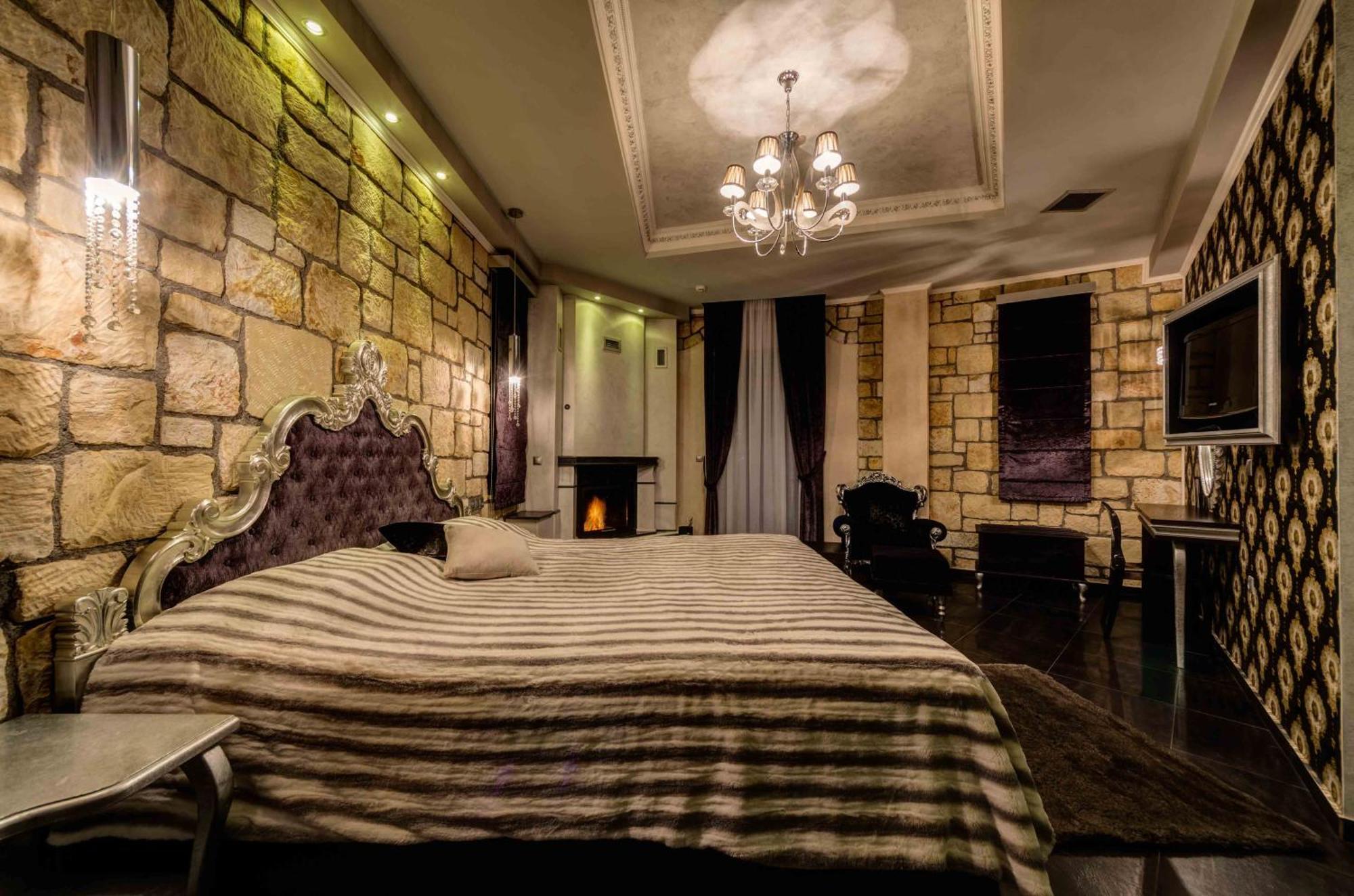 Chateau Rond Boutique &