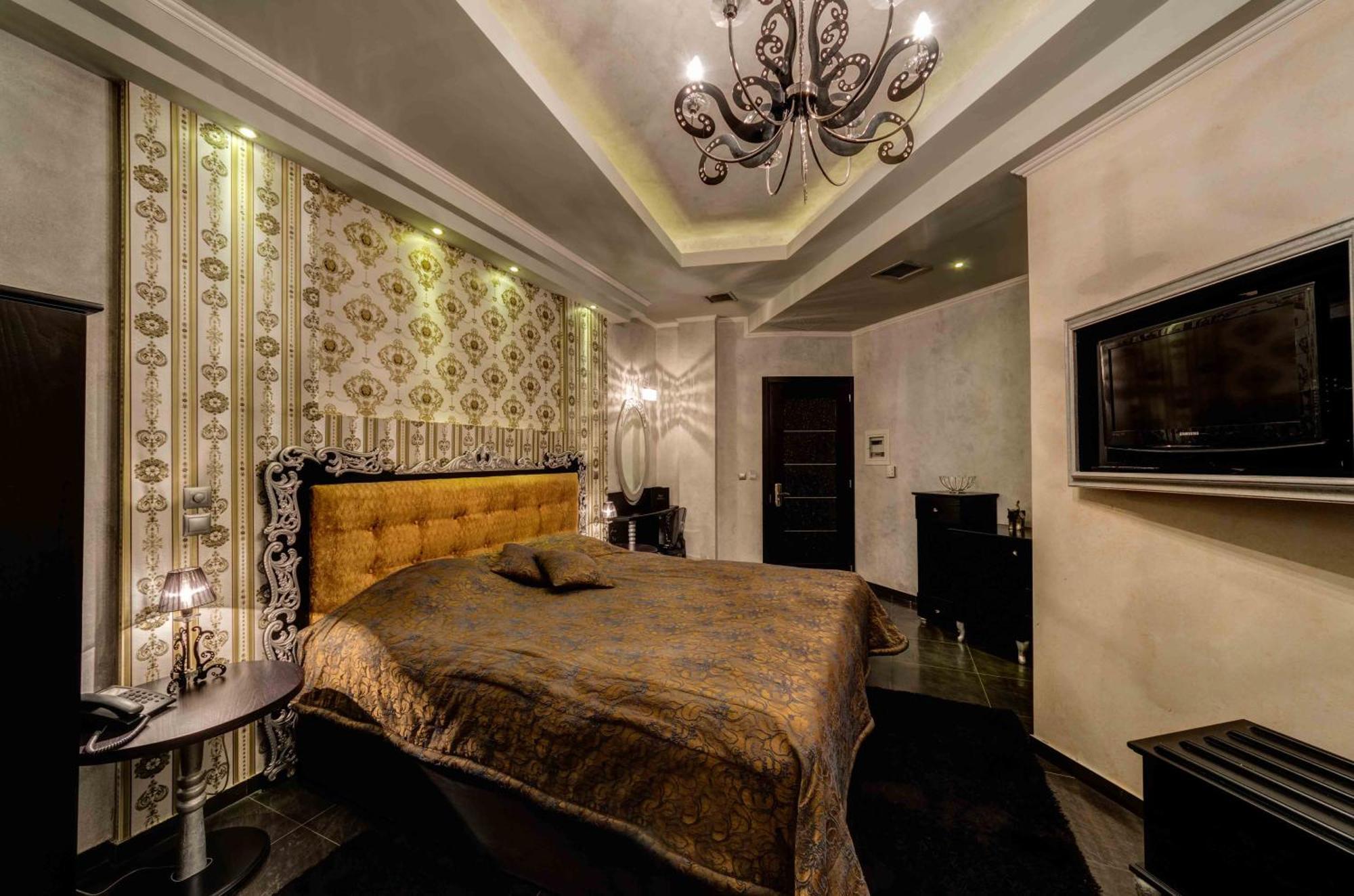 Hotel Chateau Rond Boutique & Loutraki (Pella)