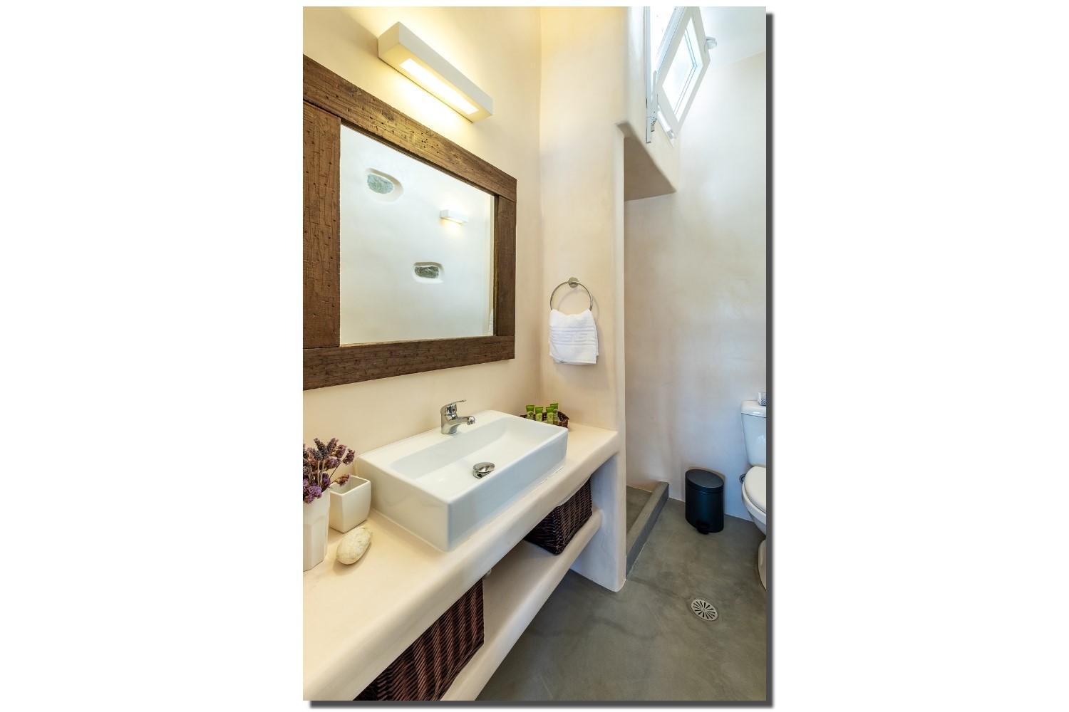 Exochi Traditional Apartment Krotiri