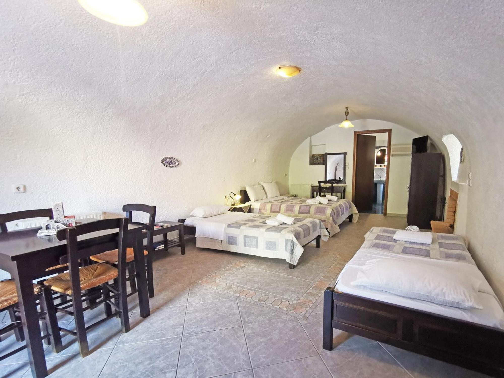 Aparthotel Toxotis *