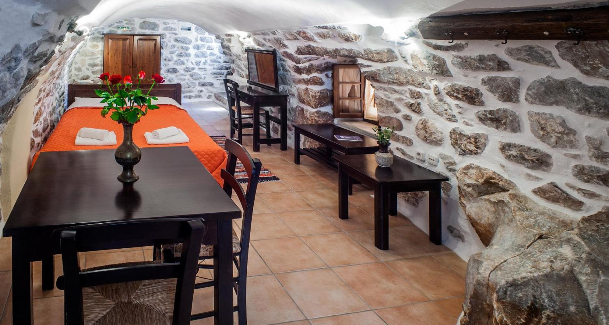 Aparthotel Toxotis Pyrgos Dirou