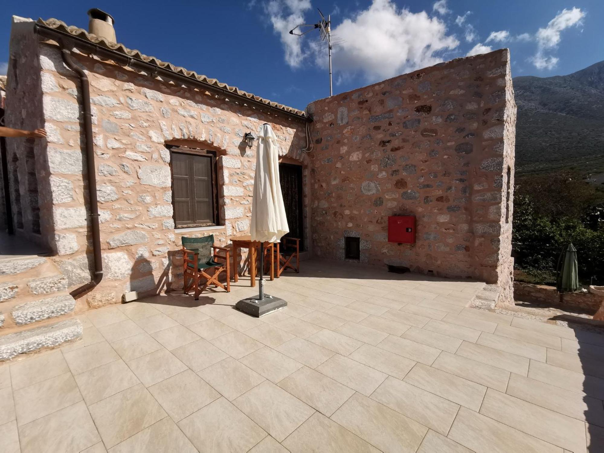 Toxotis * Pyrgos Dirou