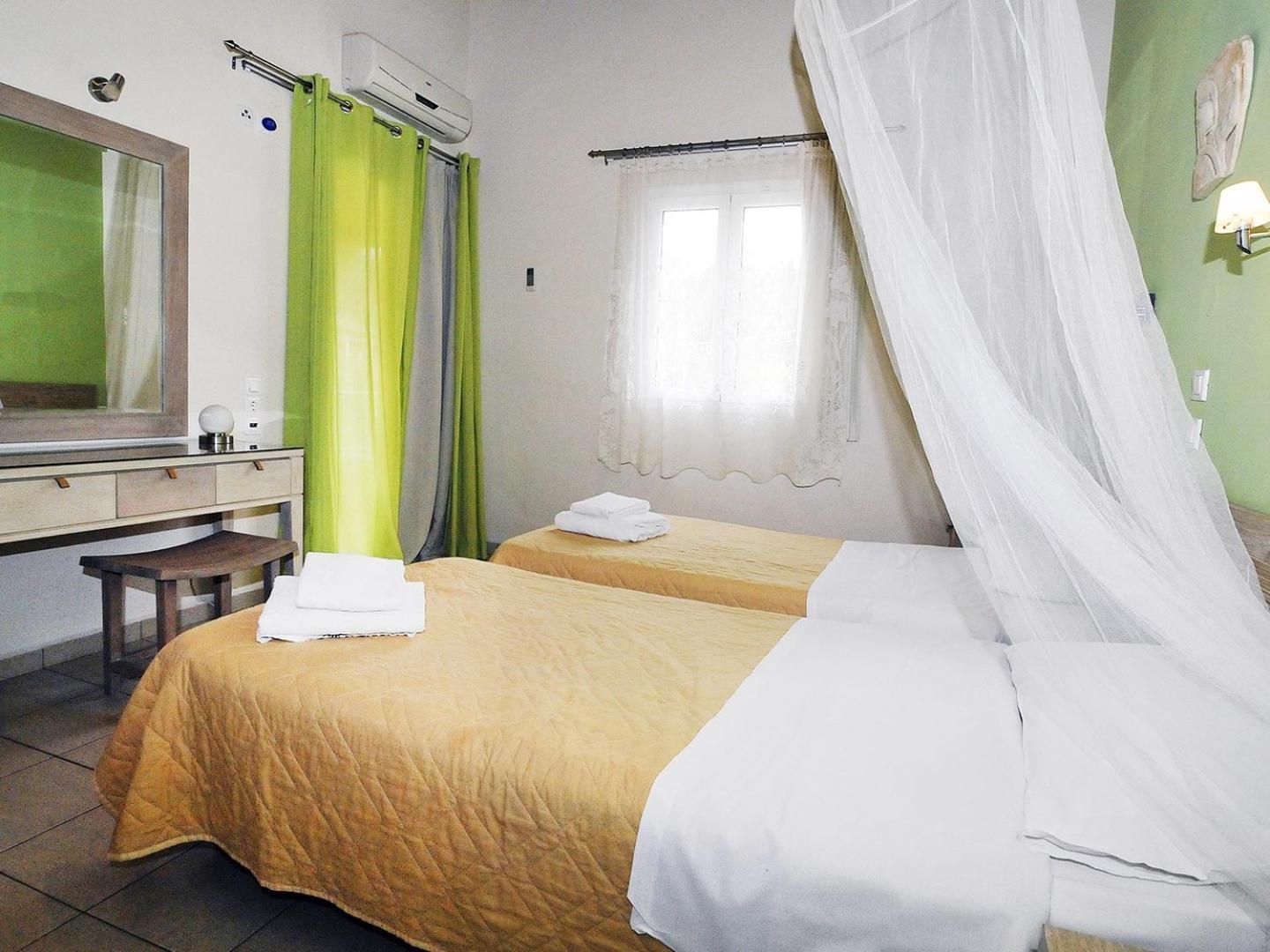 Pyramid Apartment Agios Spyridon (Corfu)