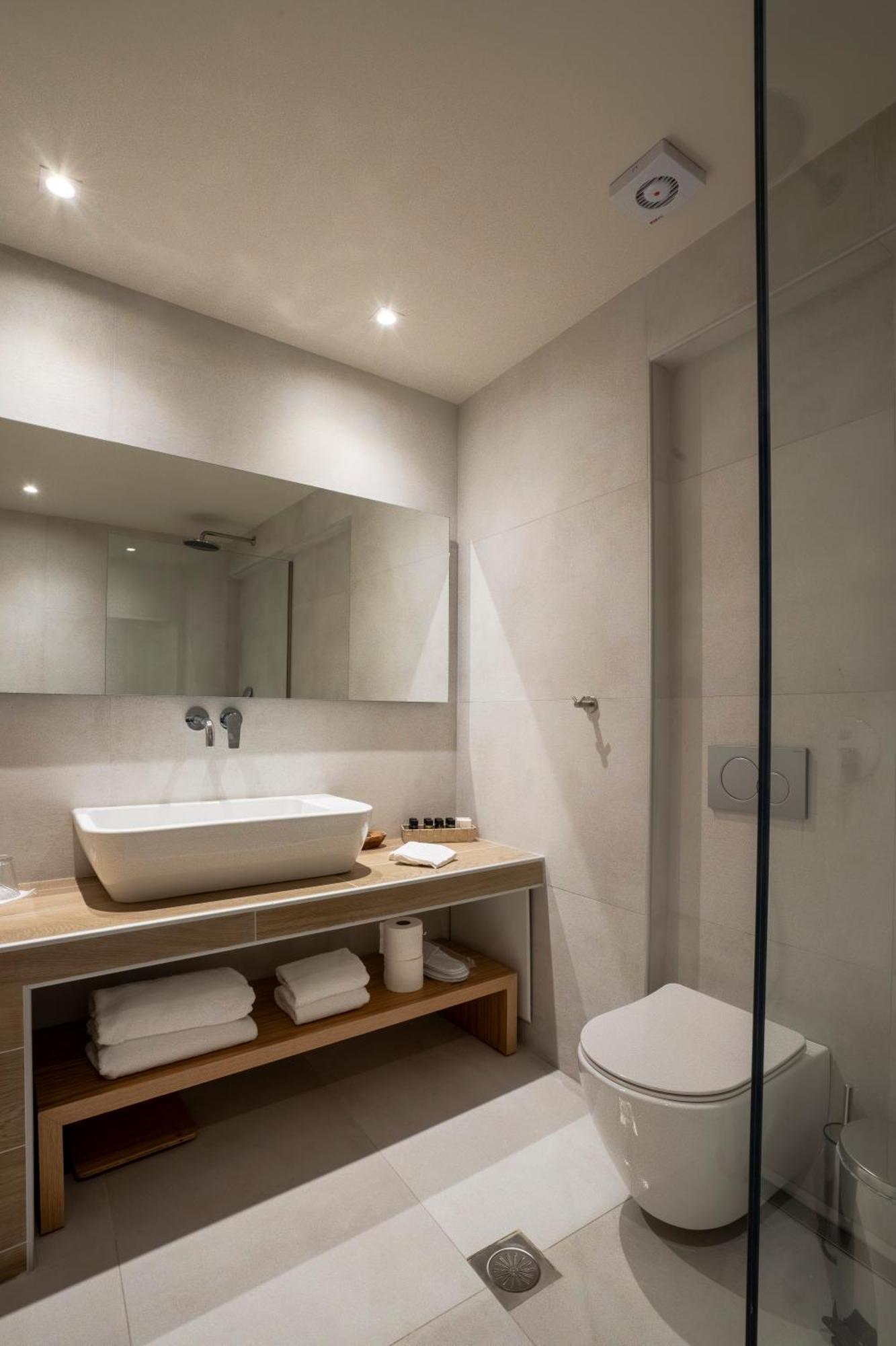 Hotel Likoria 4*