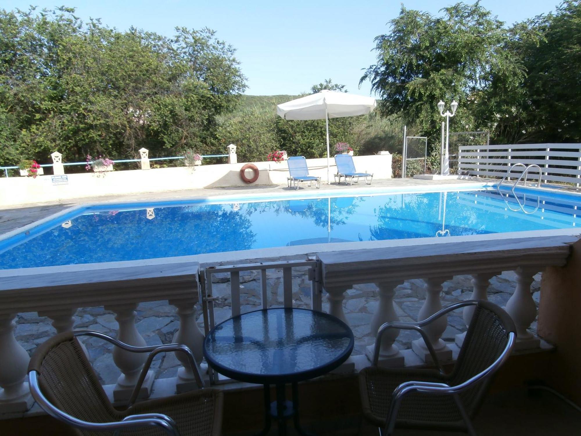 Aparthotel River & Mesongi