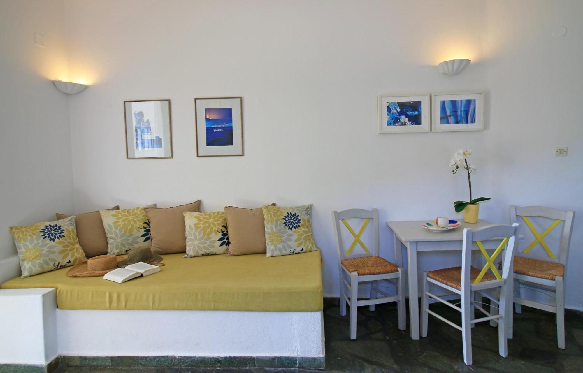 Captain's Apartment Kini