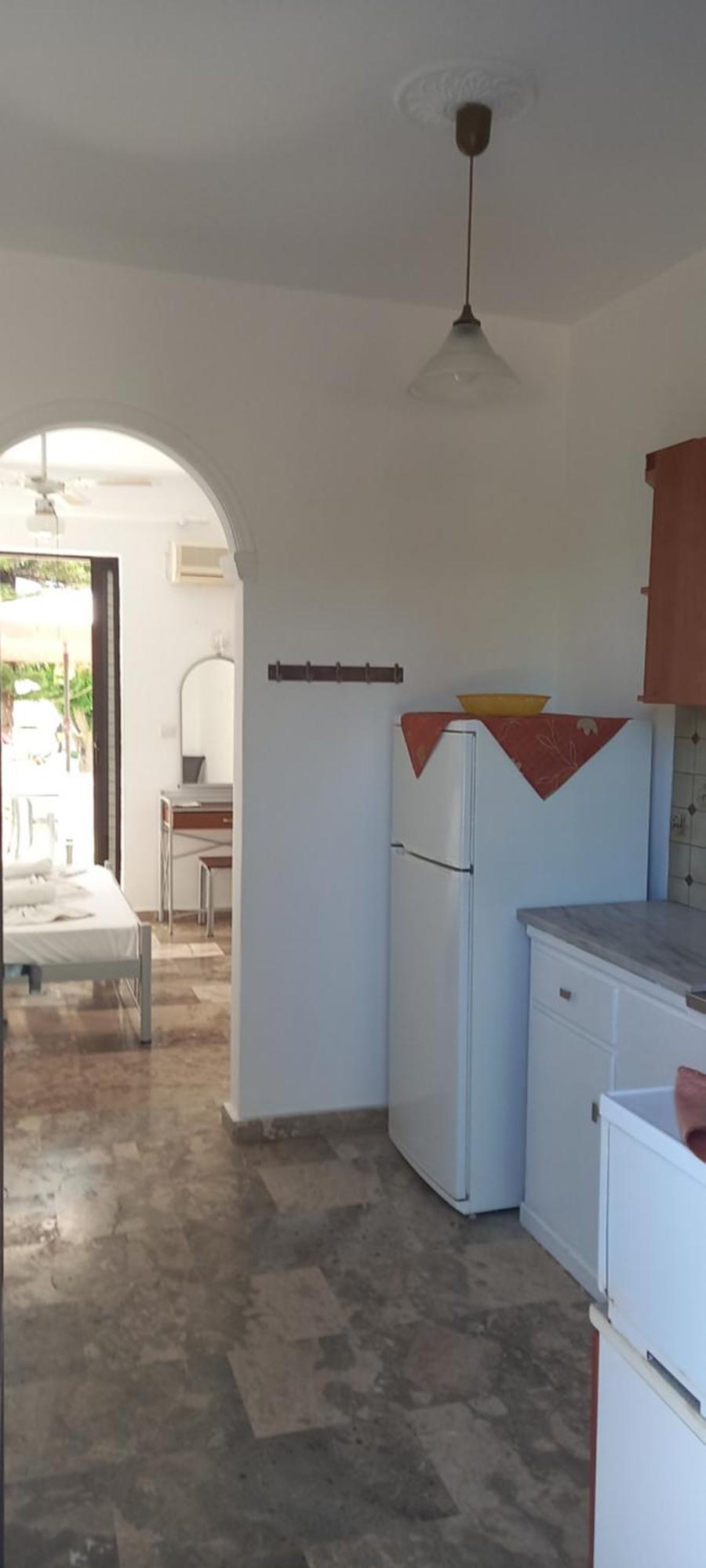 Avouris Apartment *
