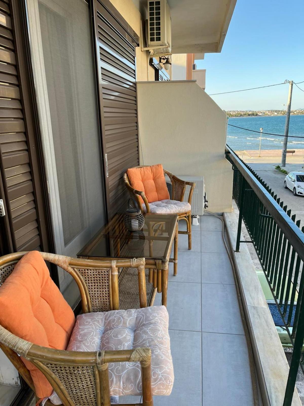 Sea View Near Athens Airport Apartment *